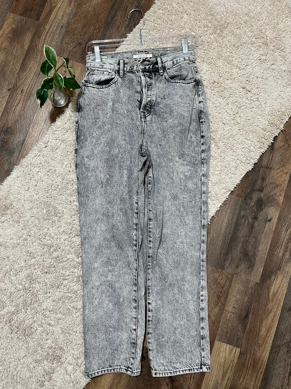 Pacsun 26 Gray Acid Wash Vintage-Inspired High-Rise Button Fly Straight Jeans